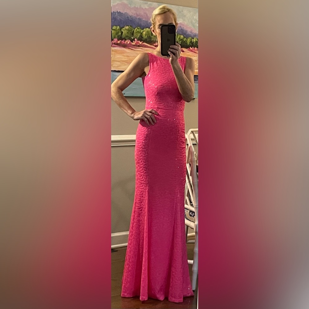 NWT, St. John's Evening Gown, hott pink, size 0